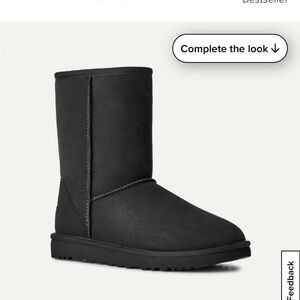 UGG Classic Short Winter Boots in Black
